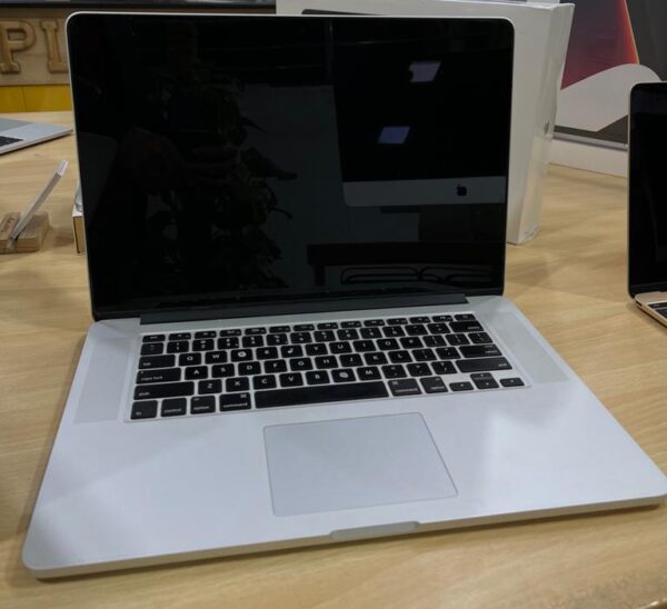 Macbook pro 2013 Late 15 i5