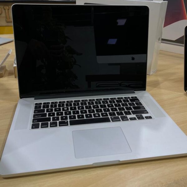 Macbook pro 2013 Late 15 i5